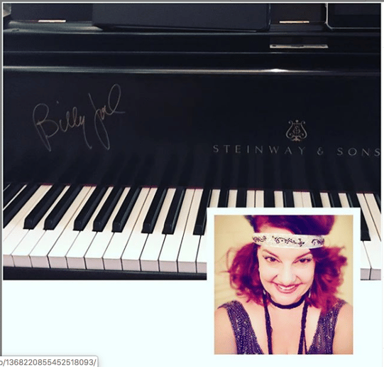 Gallery photo 1 of Karen Michaels, Las Vegas Singing Pianist