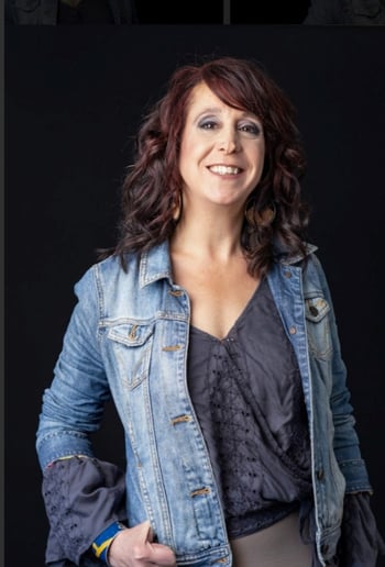 Gallery photo 3 of Karen Schwarz