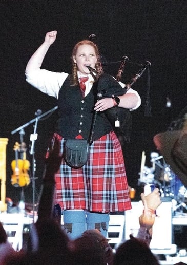 Gallery photo 6 of Kariann Owens (The Scarlet Piper)