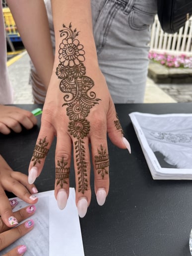 Gallery photo 1 of Kashi Henna
