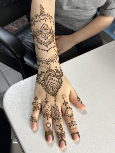 Gallery photo 4 of Kashi Henna