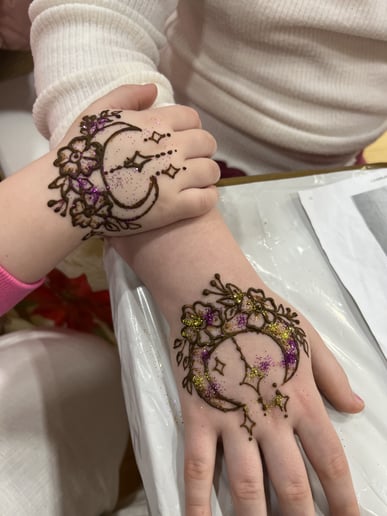 Gallery photo 5 of Kashi Henna