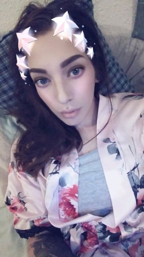 Gallery photo 7 of Kat