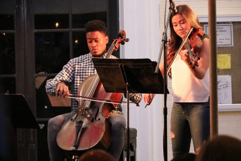Gallery photo 4 of Kate Moran (violist)