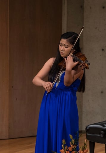 Gallery photo 5 of Kate Moran (violist)