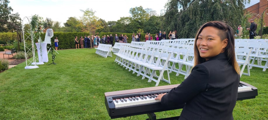 Gallery photo 5 of Kai on the Keys, Singing Pianist