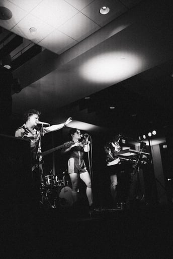Gallery photo 10 of Kathleen Turner Overdrive