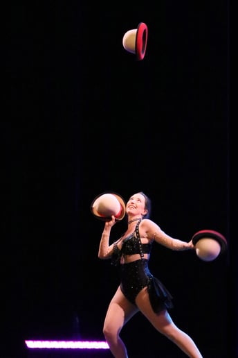 Gallery photo 1 of Kathryn Carr Juggler