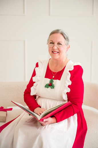 Gallery photo 2 of Kathy Claus
