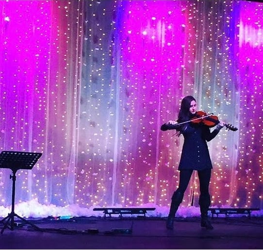 Gallery photo 8 of Katy Herndon - Violinist