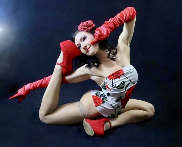 Gallery photo 7 of Katy Mikelle