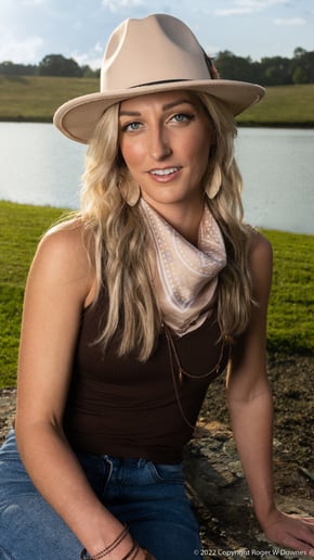 Gallery photo 1 of Kayla McKinney