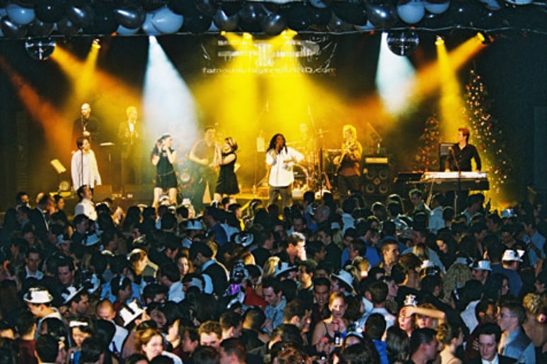Gallery photo 34 of Famous Players Band