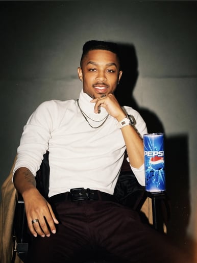 Gallery photo 2 of Kb the Singer