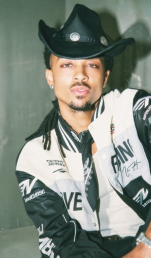 Gallery photo 4 of Kb the Singer