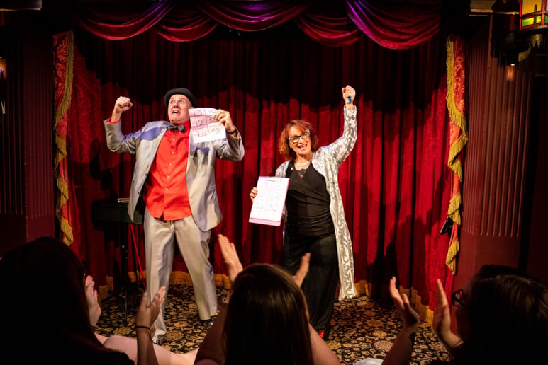 Gallery photo 1 of Lady Sarah & Keith Fields - The Magic Soiree