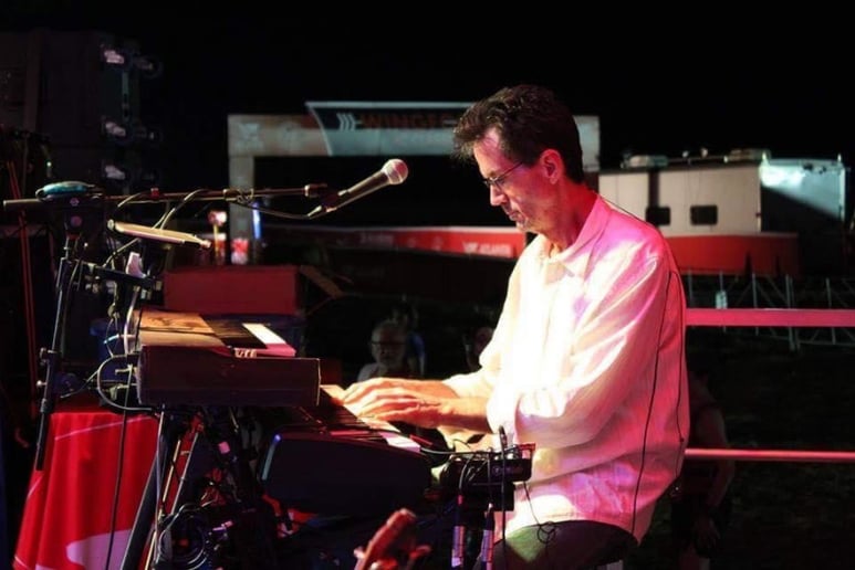 Gallery photo 4 of Keith Thomas Music