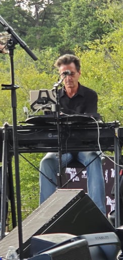 Gallery photo 5 of Keith Thomas Music