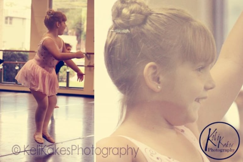 Gallery photo 1 of KeliKakesPhotography