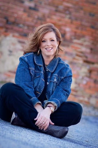Gallery photo 5 of Kelly Swanson, Comedian/ Motivational Speaker