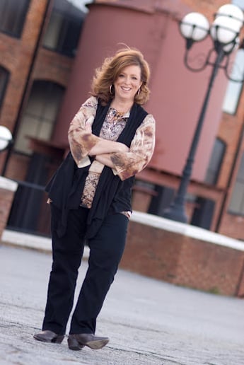 Gallery photo 9 of Kelly Swanson, Comedian/ Motivational Speaker