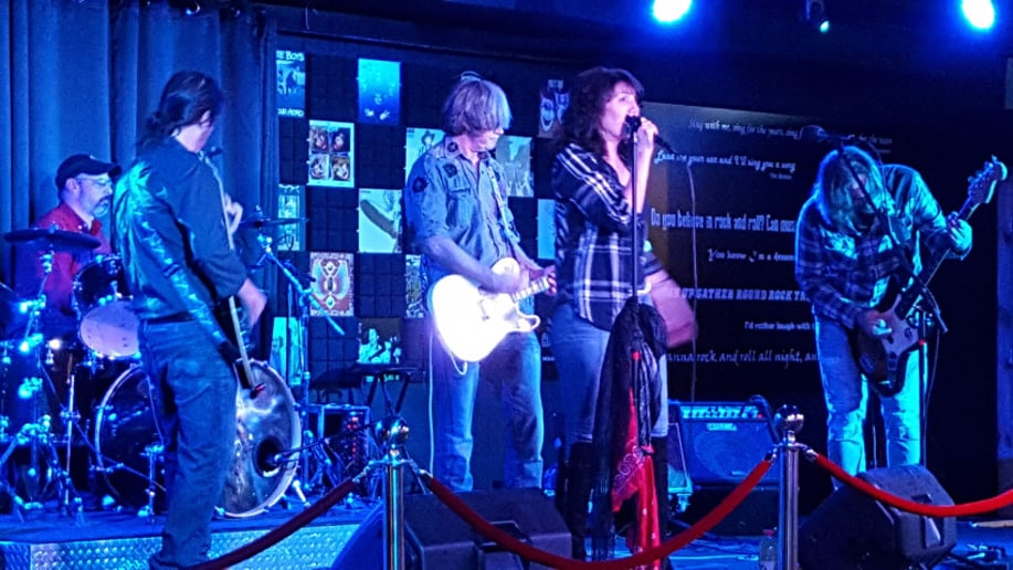 Gallery photo 2 of Kelly & the Poor Boys female-fronted CCR