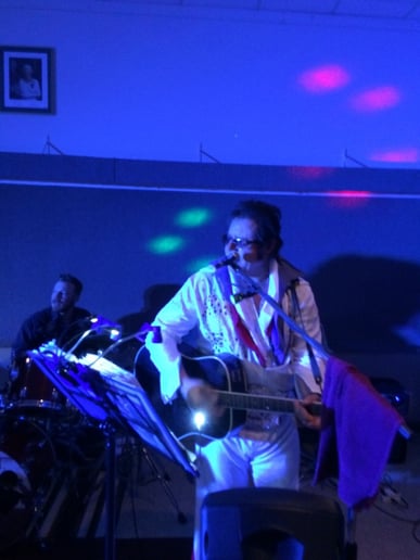 Gallery photo 1 of Kelvis And The Burnin Love Band