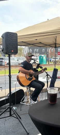 Gallery photo 4 of Ken Cooper - Acoustic Performer