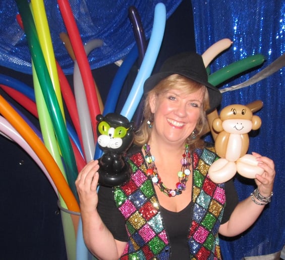 Gallery photo 2 of Ken the Magician & Jazzy Jen