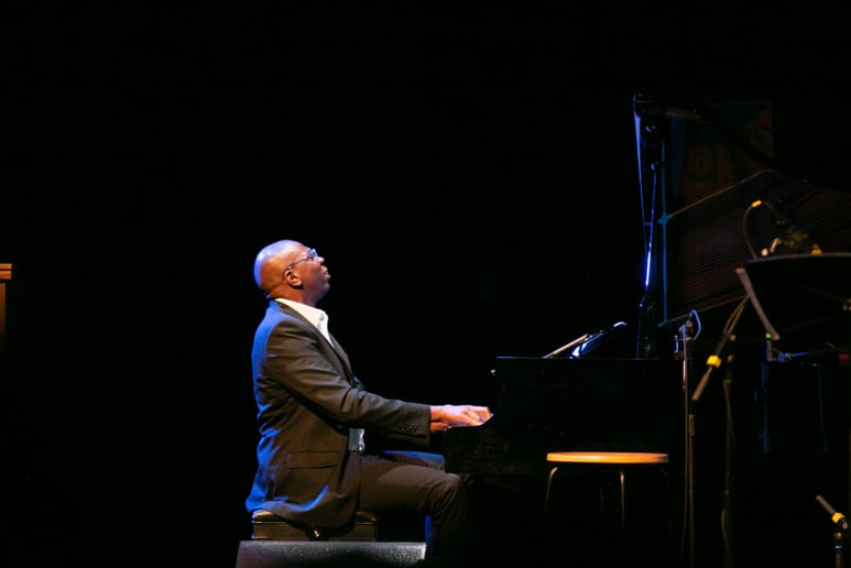 Gallery photo 2 of Kenny Peagler