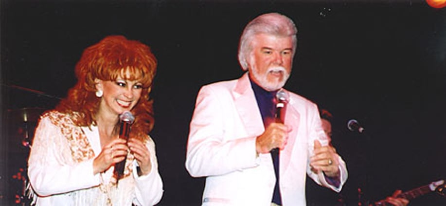 Gallery photo 7 of Ronnie Allen as Kenny Rogers