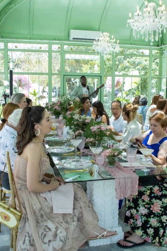 Gallery photo 8 of Rudy Lafrance: Interactive Roaming Wedding Guitarist