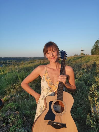 Gallery photo 1 of Kerry Hunter Music