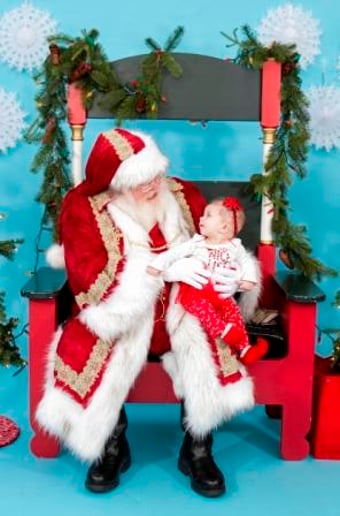 Gallery photo 4 of Kettle Moraine Santa