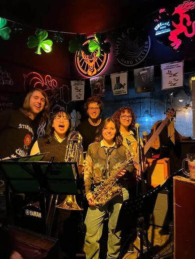 Gallery photo 1 of Kettleband!