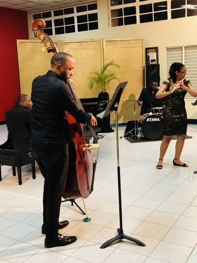 Gallery photo 5 of Keturah | Flute & Sax – Pop, R&B & Contemporary