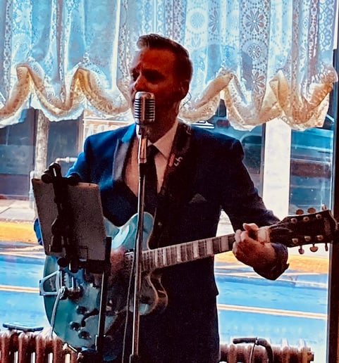 Gallery photo 1 of Kevin Grace: The 1950’s Experience