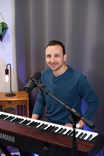Gallery photo 9 of Kevin Laurence - Pianist, Singer & Entertainer