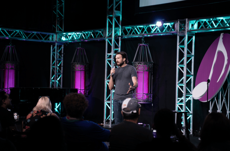 Gallery photo 1 of Kevin Turner: Stand-Up, Emcee, Improv