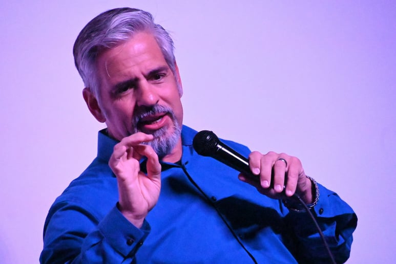 Gallery photo 2 of Kevin White