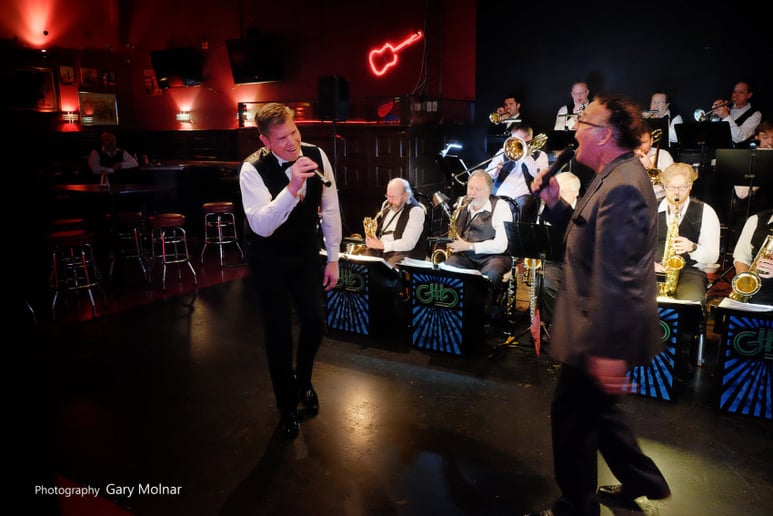 Gallery photo 4 of Kevin Wills, Vocalist - Jazz Standards