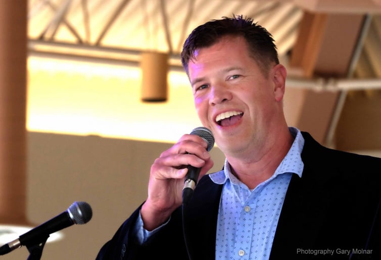 Gallery photo 7 of Kevin Wills, Vocalist - Jazz Standards