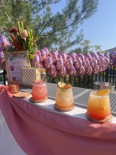 Gallery photo 1 of Keys on the Rocks -  Mobile Bartending