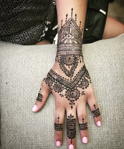 Gallery photo 5 of KG Henna And Body Art