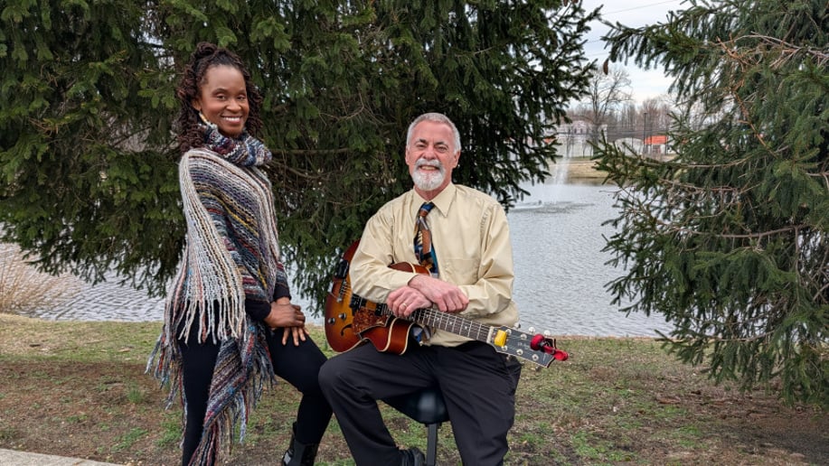 Gallery photo 4 of Kia Hamm and Paul Elwood