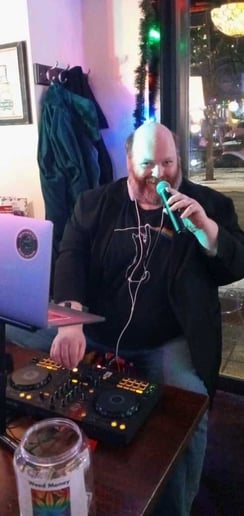 Gallery photo 6 of Kickass Karaoke