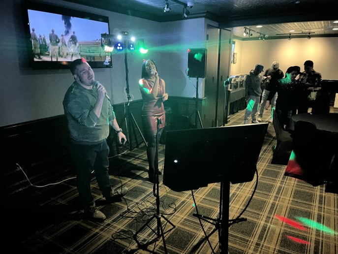 Gallery photo 9 of Kickass Karaoke