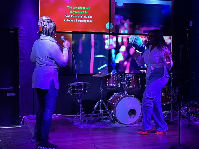 Gallery photo 10 of Kickass Karaoke