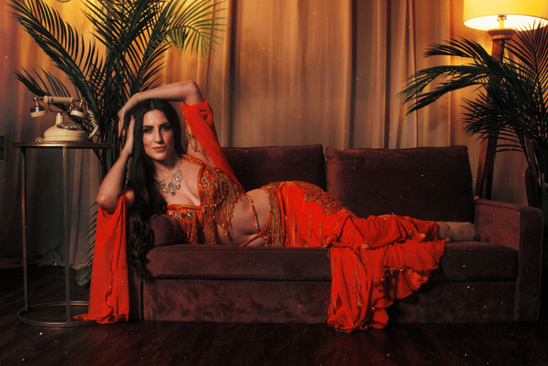 Gallery photo 4 of Veronica Lynn Belly Dance