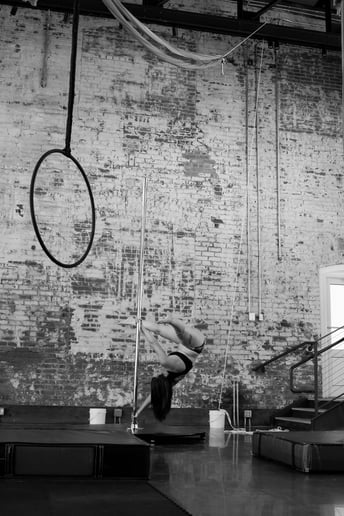 Gallery photo 10 of Kilo Kitty Buhrmaster - Pole Artist
